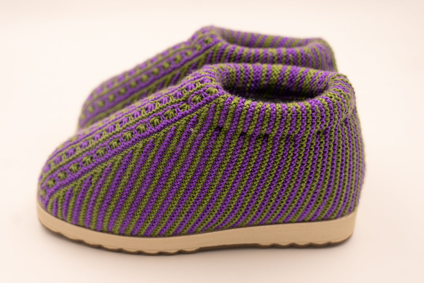 S03 (purple green)