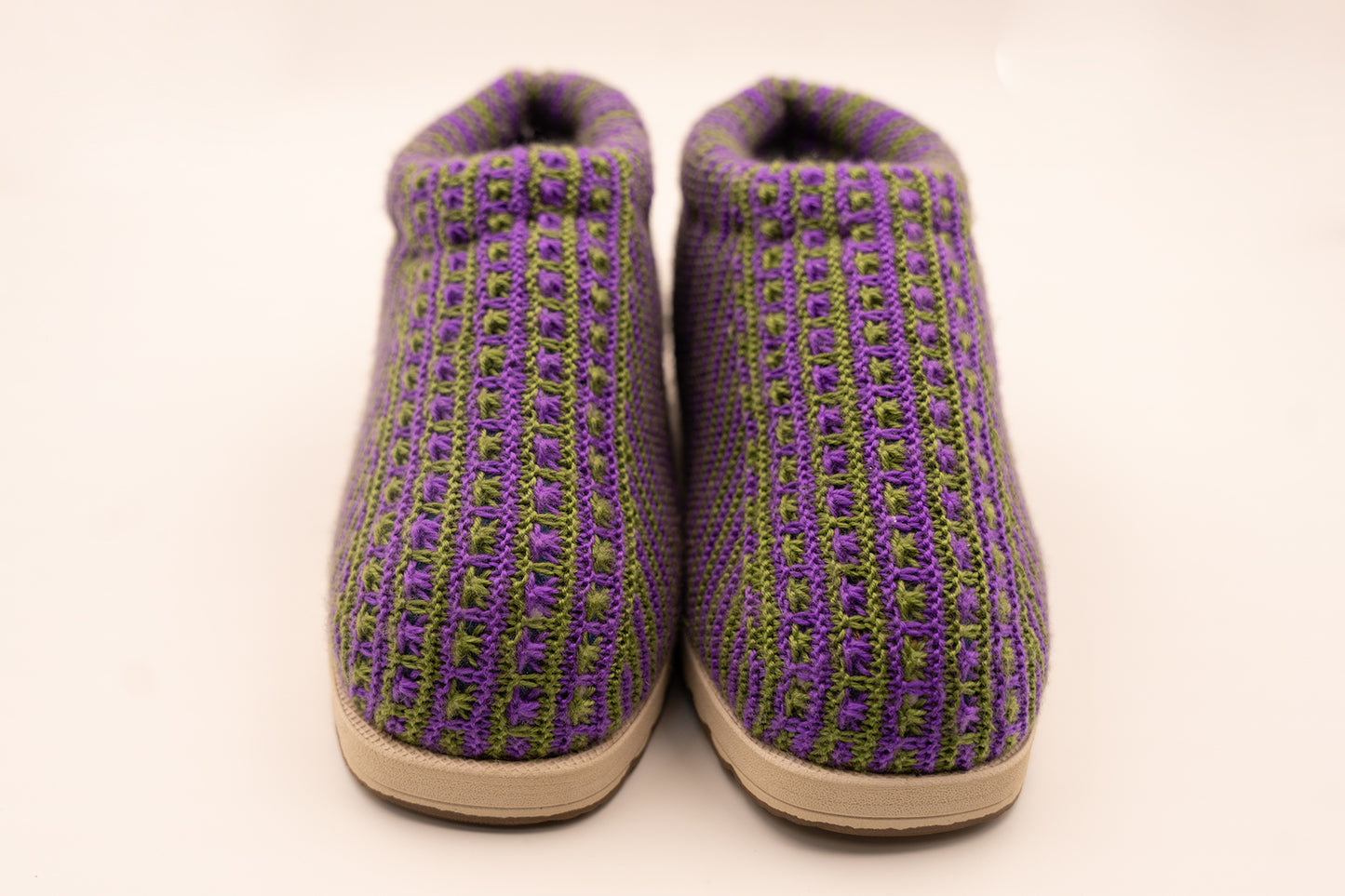 S03 (purple green)